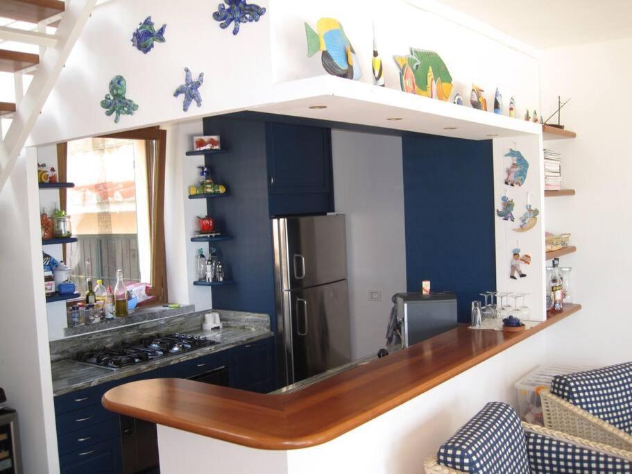 Villa Mit Whirlpool Und Phantastischer Aussicht Capoliveri  Eksteriør billede
