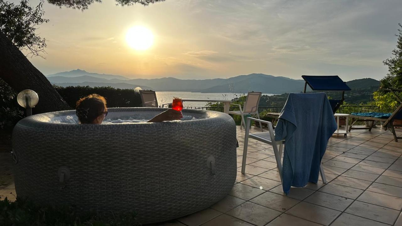 Villa Mit Whirlpool Und Phantastischer Aussicht Capoliveri  Eksteriør billede